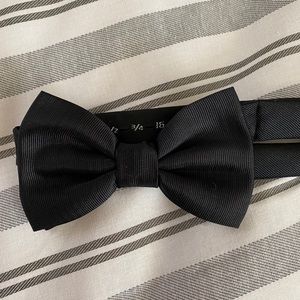 Black Bow Tie